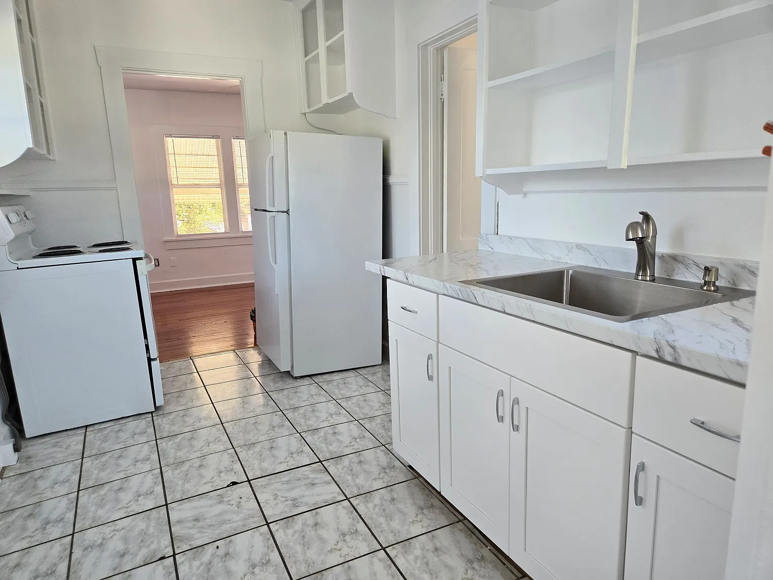 1 bed, 550 sqft, $1,595 — Photo 3