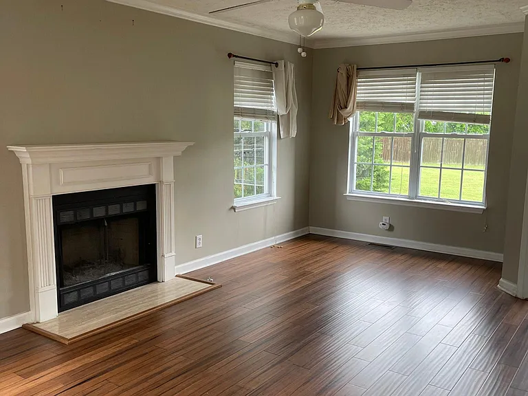 203 Stonemeade Ct — Photo 5
