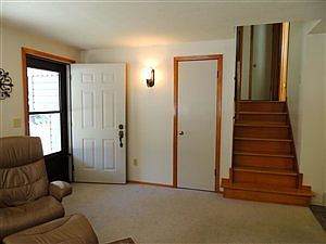3rd image of 1141 Sweetbriar Dr