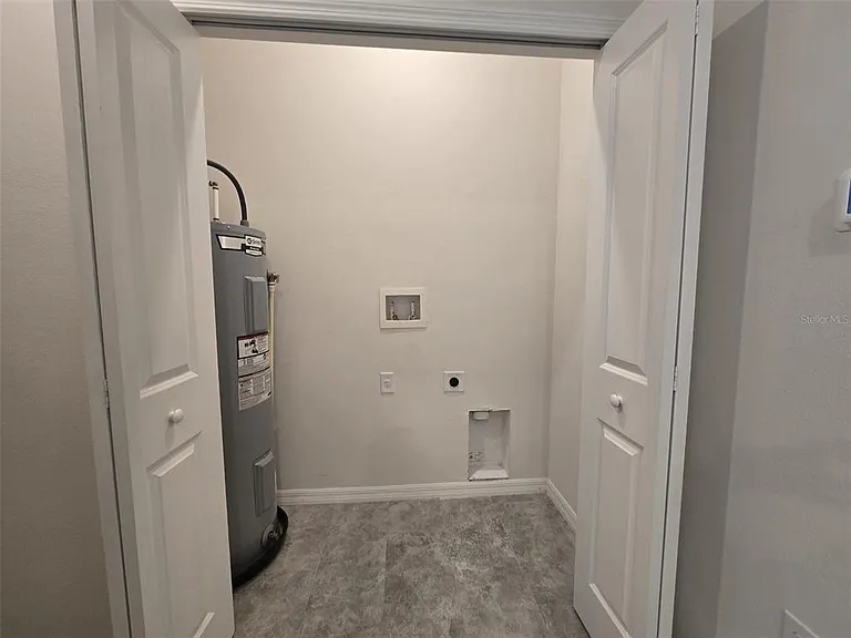 546 Imperial Pl #546 — Photo 11