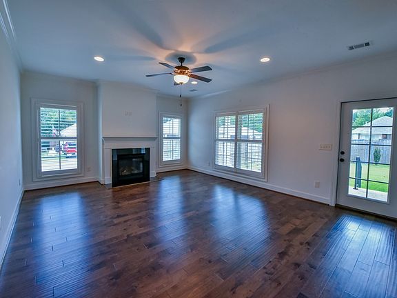 4th image of 9003 Waterford Way