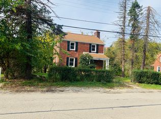 1015 Willow Dr, Pittsburgh, PA