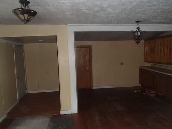 4th image of 26 Larnard St