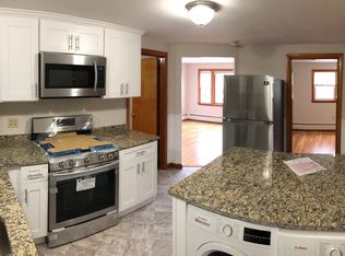 155 Main St #2R, South Grafton, MA 01560