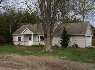 1118 Lee High Dr, Swanton, OH 43558