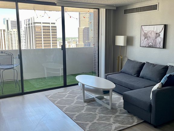 4th image of 1020 15th St APT 32H