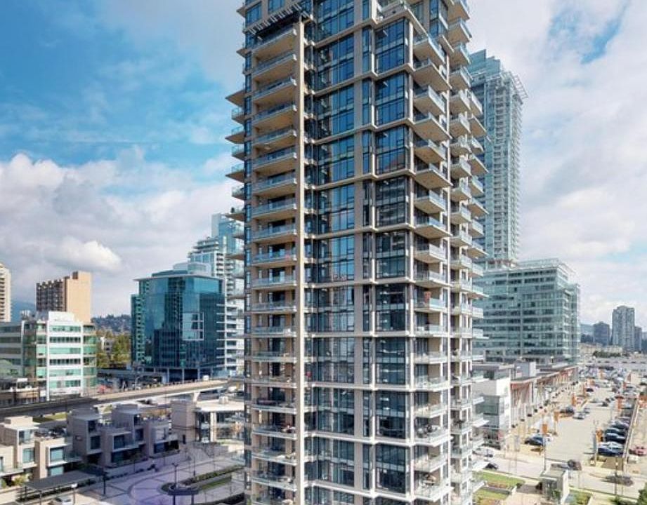 1st image of 305 Madison Ave