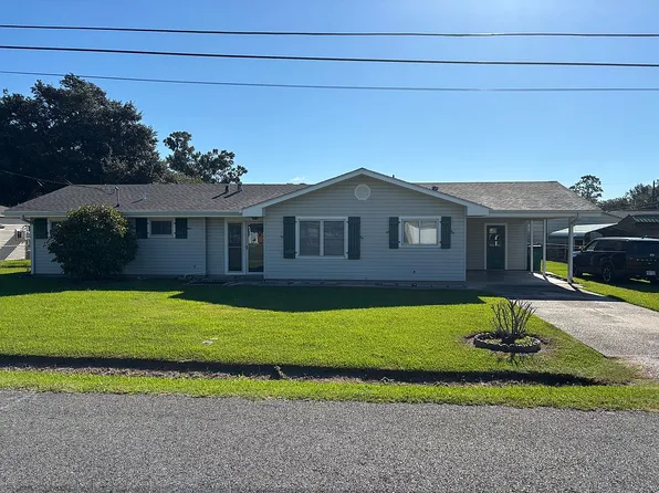 203 Wisteria Dr, Thibodaux, LA 70301