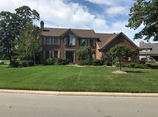 51393 Autumn Ridge Dr, Granger, IN 46530