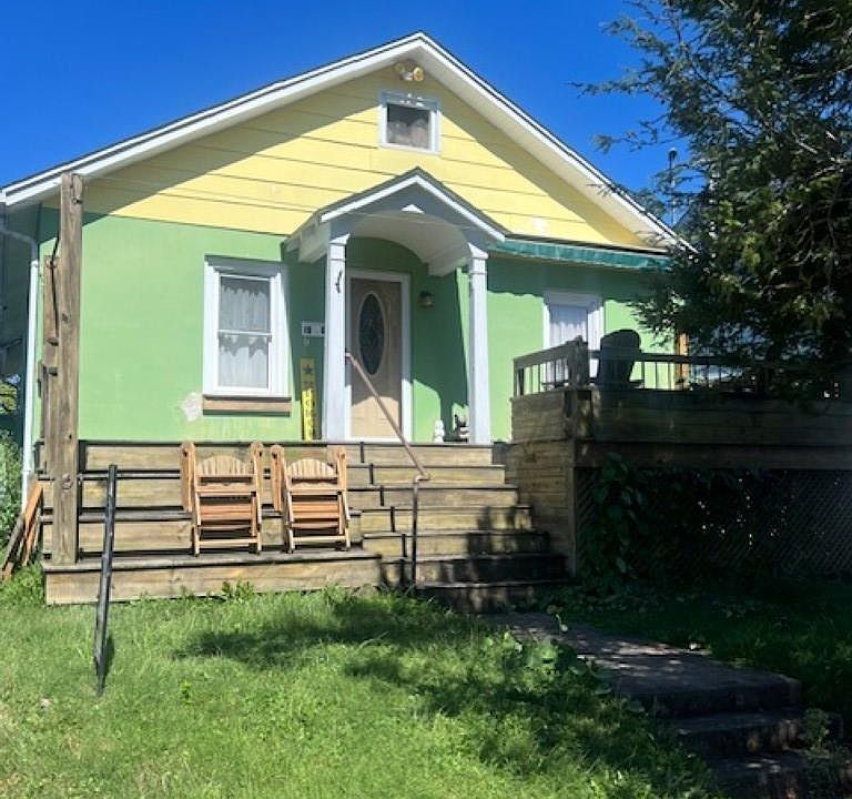 1st image of 1522 Lavalette Ave