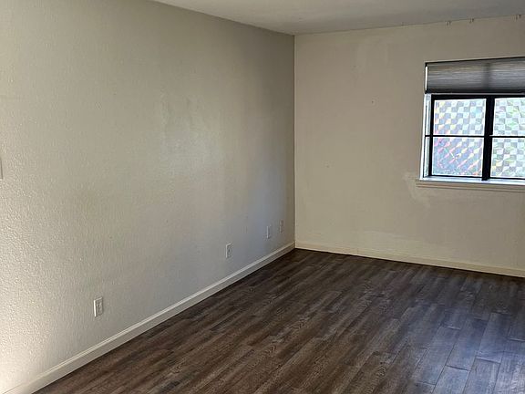 5th image of 5616 Emerald Forest Dr APT 124