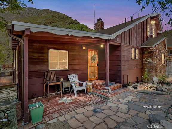 3rd image of 208 Lytle Way