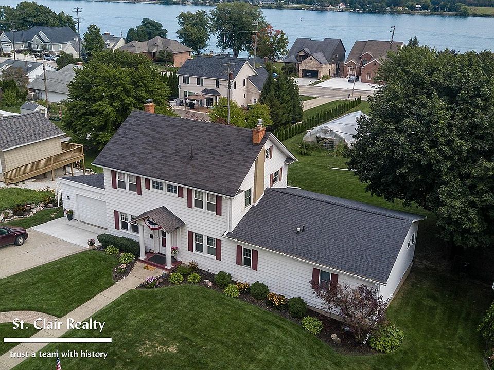 1st image of 1423 S Riverside Ave