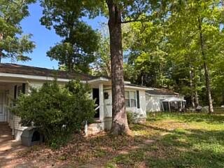 1st image of 1421 Stone Dr