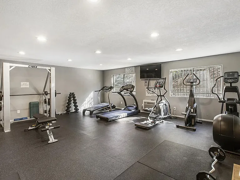 6140 Monterey Rd — Photo 21