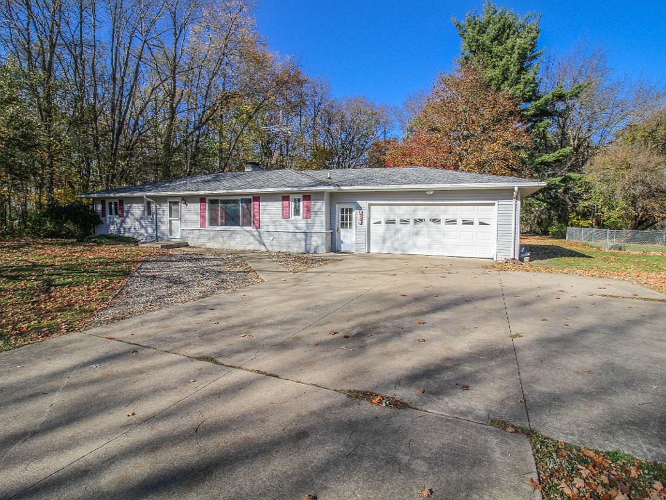 15494 Coon Hollow Rd, Three Rivers, MI 49093 | Zillow