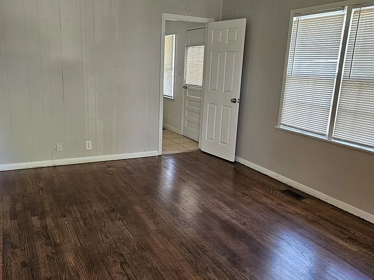 1408 N Winston Ave — Photo 4