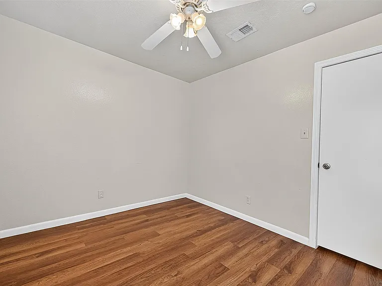 11503 Nobility Dr #4-C — Photo 38