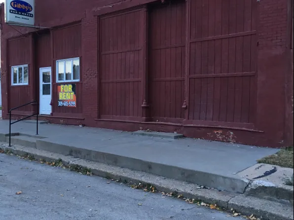 222 Main St, Maquon, IL 61458