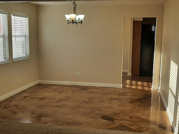 5th image of 7350 Woodstone Ct