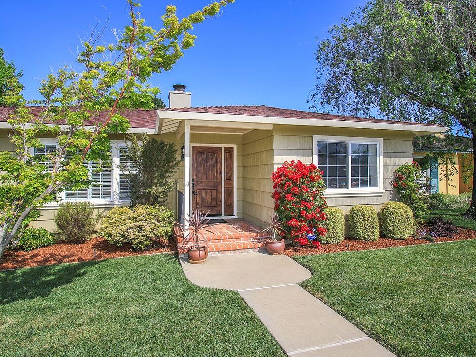 1st image of 414 Alder Ln