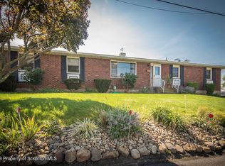 400 Rear Packer, Pittston, PA 18641