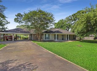 2761 Oak Crest Dr, Sulphur, LA 70663