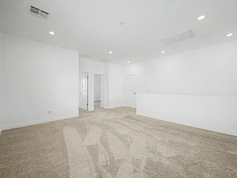 1528 N Pueblo Dr — Photo 25