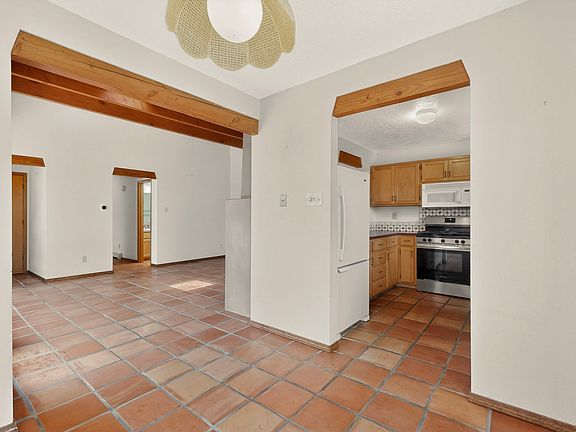 3rd image of 2036 Placita De Quedo