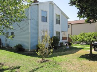 8 Fanelli Ln, Blackwood, NJ 08012
