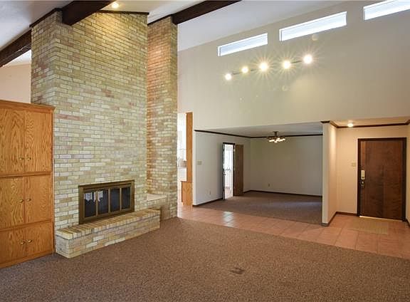 4th image of 7217 Blythdale Dr