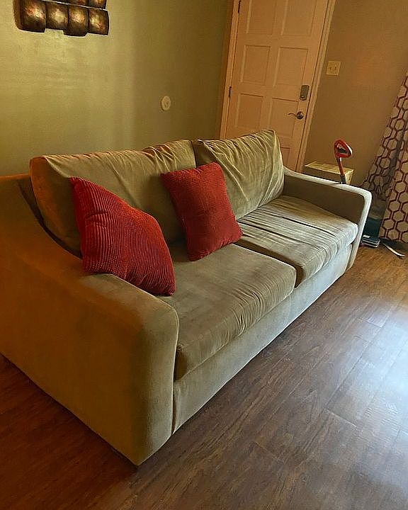 1st image of 125 Carl Dr APT 7