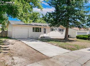3925 Half Turn Pl, Colorado Springs, CO 80917