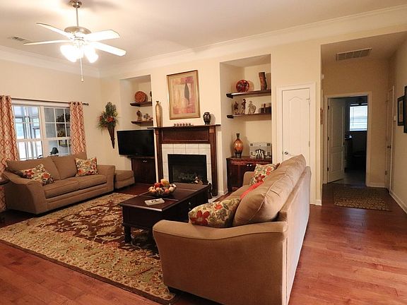 4th image of 4131 Whithorn Way