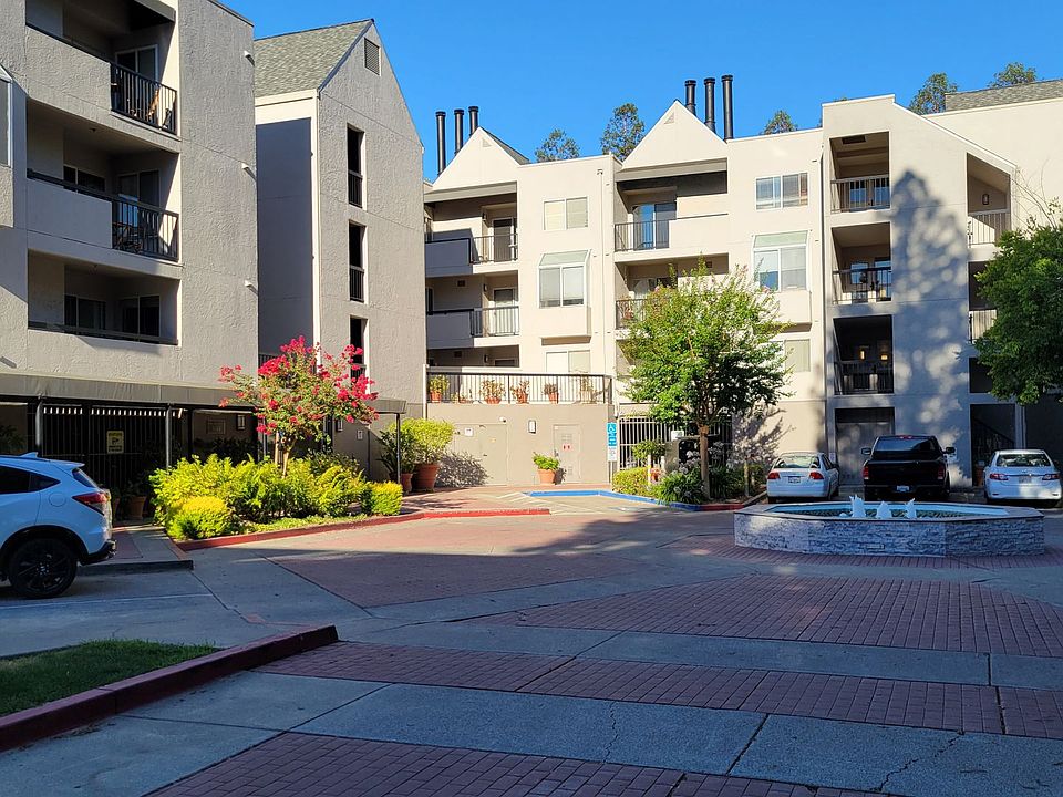1st image of 3183 Wayside Plz APT 216