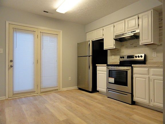 5th image of 648 E Sherwood Hills Dr #D-4