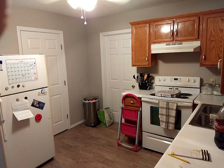 1316 Virginia Ave — Photo 6