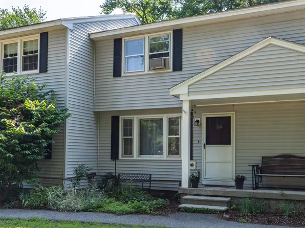 119 Sandstone Circle, Londonderry, NH 03053