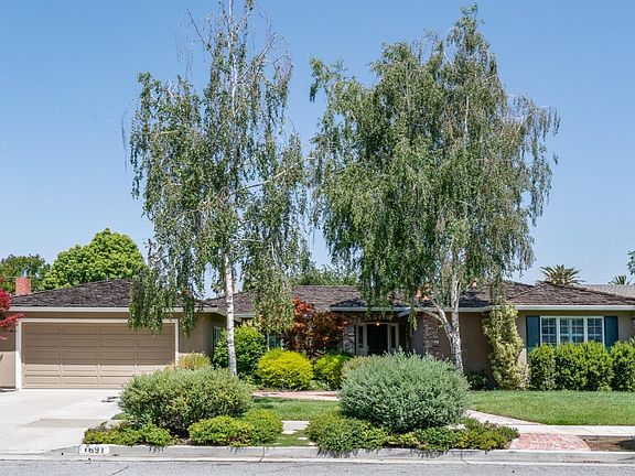 2nd image of 1691 Willow Creek Dr
