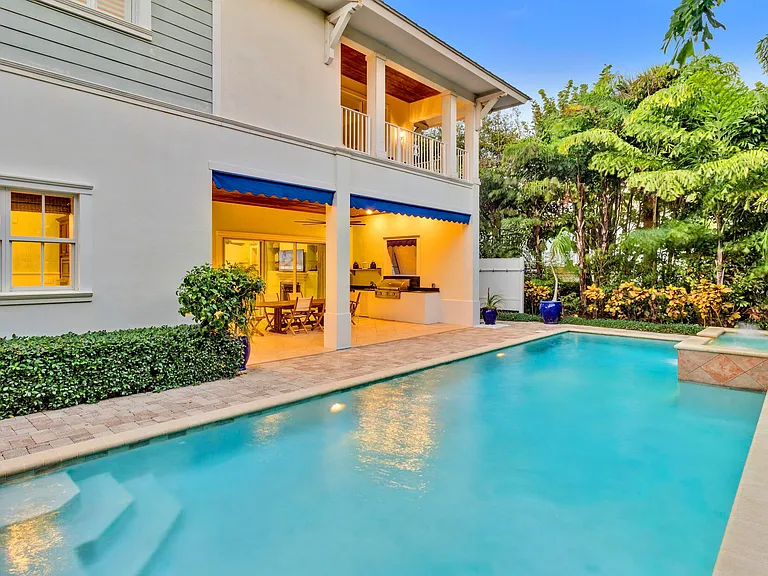 111 Beachwalk Ln — Photo 8
