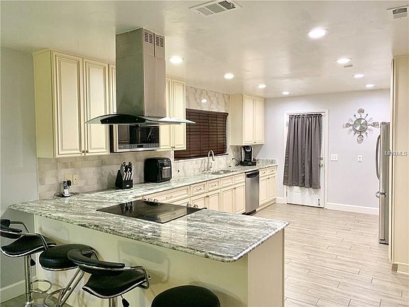 2nd image of 1305 Timberidge Dr