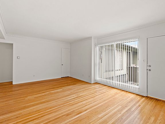 5th image of 1227 N Harper Ave APT 18