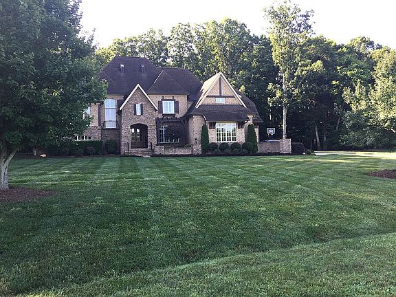 5th image of 6426 Bascale Ln