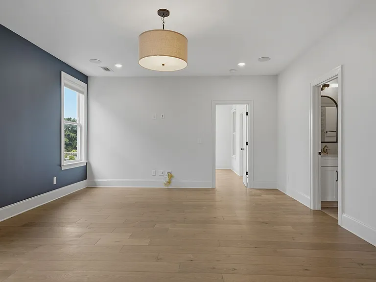 89 Glenrock Dr — Photo 32