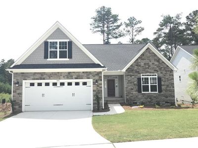 380 N Brackenfern Ln, Southern Pines, NC, 28387