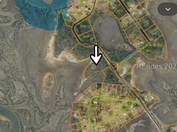 Carolina Ave, Beaufort, SC 29906