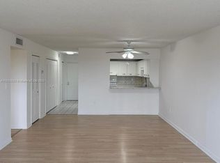 7010 NW 186th St APT 5-502, Hialeah, FL 33015
