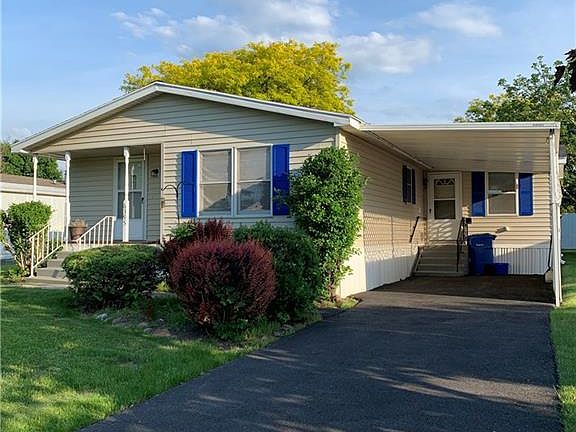 3rd image of 6395 Roberts Dr #B185