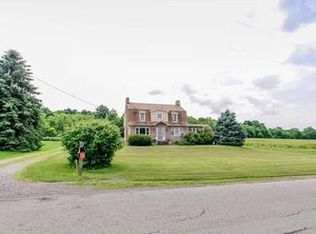 557 Five Forks Rd, Gibbon Glade, PA 15440