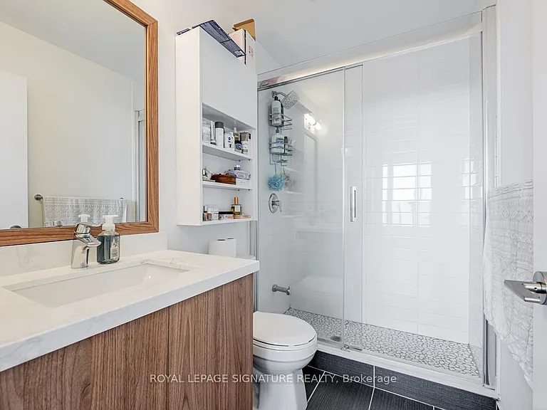 20 Shore Breeze Dr #LPH05B — Photo 15